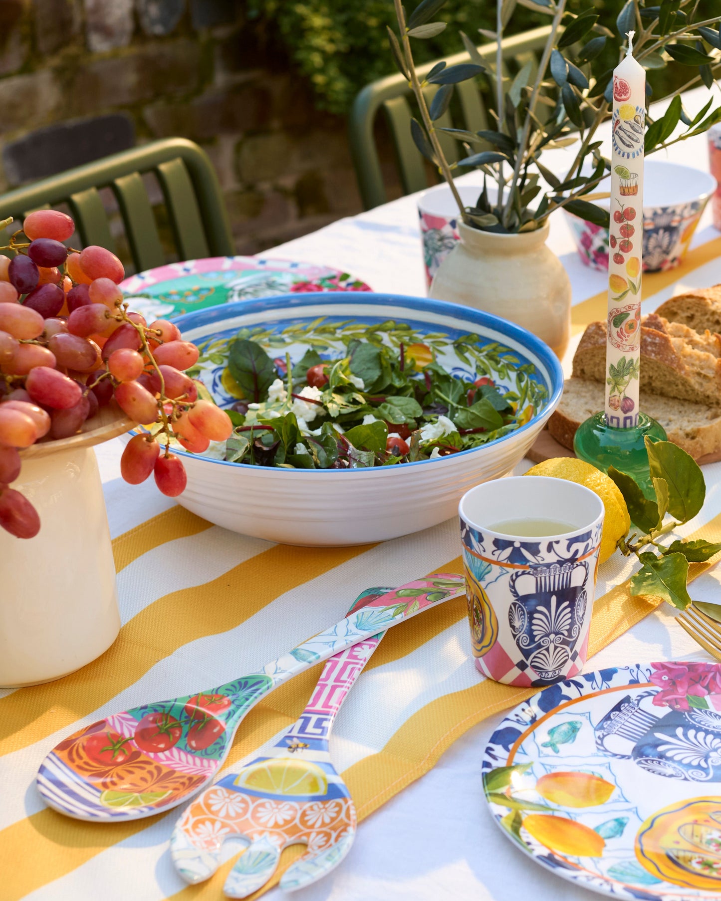 Salad Bowl Mediterranean Summer